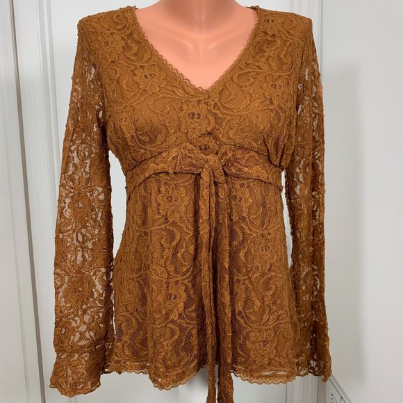 LENA JEANS lace shirt  long sleeve Tie new - Picture 1 of 6